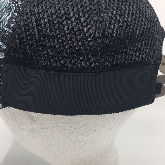 Lululemon Dash and Splash Cap II Baseball Cap with backstrap blue swirl OS - Picture 5 of 16